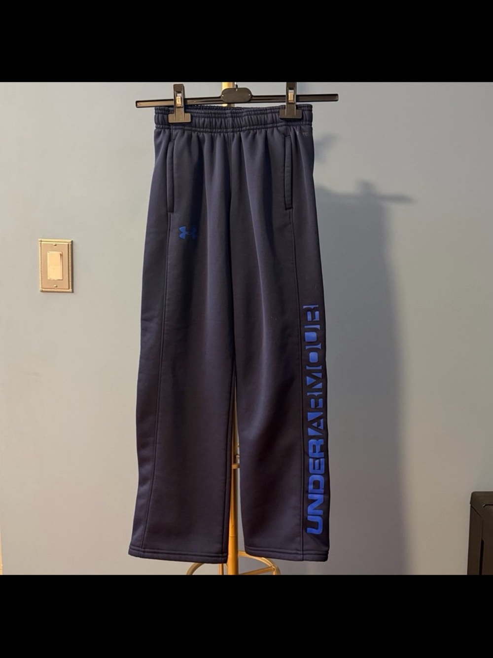 ⚡️⭐️Under Armour Unisex Loose Joggers - Youth Medium